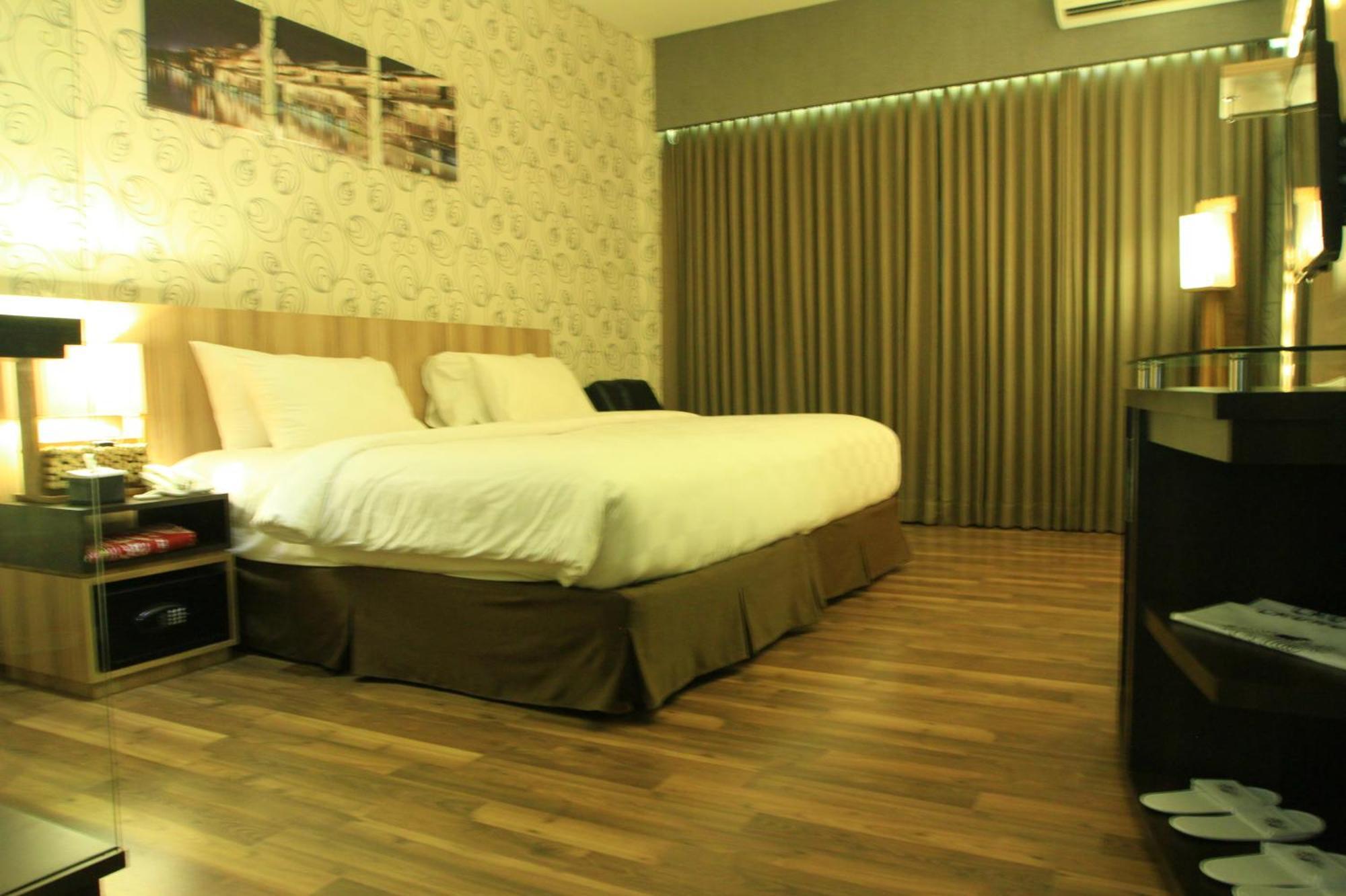 Oxville Hotel Padang  Camera foto